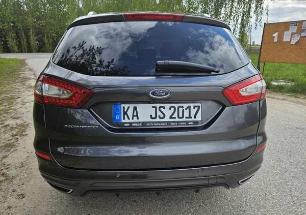 Ford Mondeo cena 56900 przebieg: 240000, rok produkcji 2015 z Sulejówek małe 781
